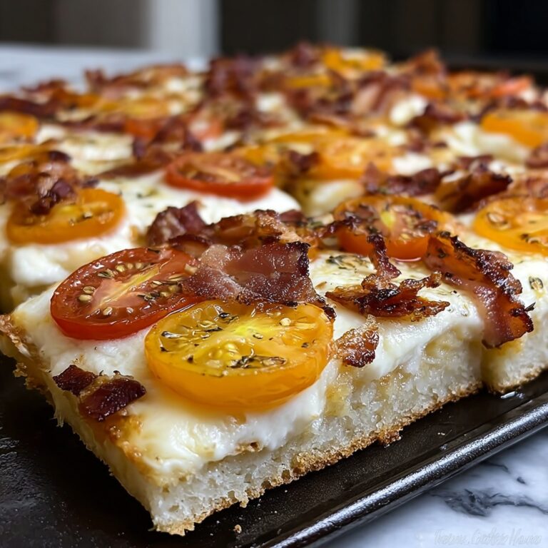 Kentucky Hot Brown Pizza: Comfort Food with a Cheesy Twist Recipe
