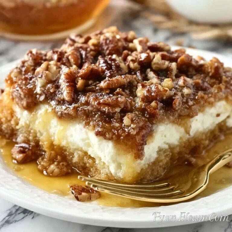 Pecan Pie Dump Cake Recipe
